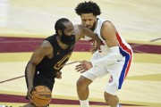 乐鱼体育app下载-NBA排名冲刺阶段！哈登单核掀翻联盟第一 火箭劲敌4连胜冲击前三